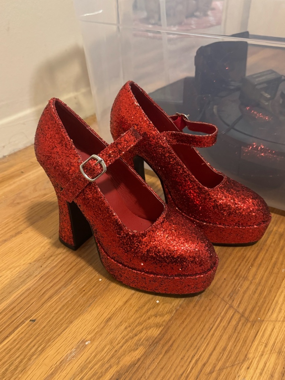 Wizard of Oz Dorothy Red Glitter Mary Jane Platform Buckle Heels